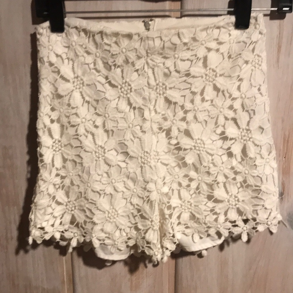 Hollister lace shorts
